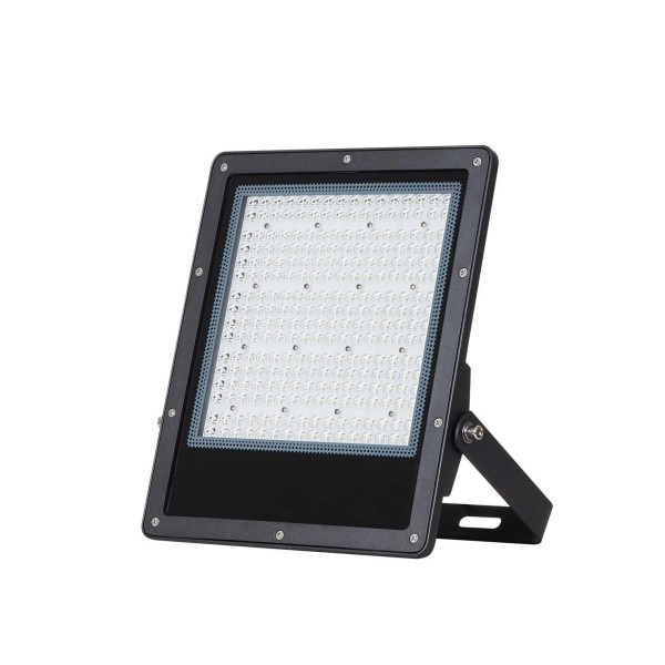LED Außenstrahler IP65, 150 Watt, Lichtfarbe 5000K, 22.500 LEDlm, Abstrahlwinkel 30°