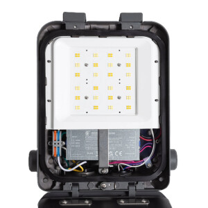 LED Außenstrahler/ Industriestrahler (Industrie-Standard), sehr hochwertig und robust mit Überspannungsschutz 6 kV, IP65, 50 Watt, Abstrahlwinkel 60° | 90° | 120°, Lichtfarbe und Leistung einstellbar, 8.000 LED Lumen